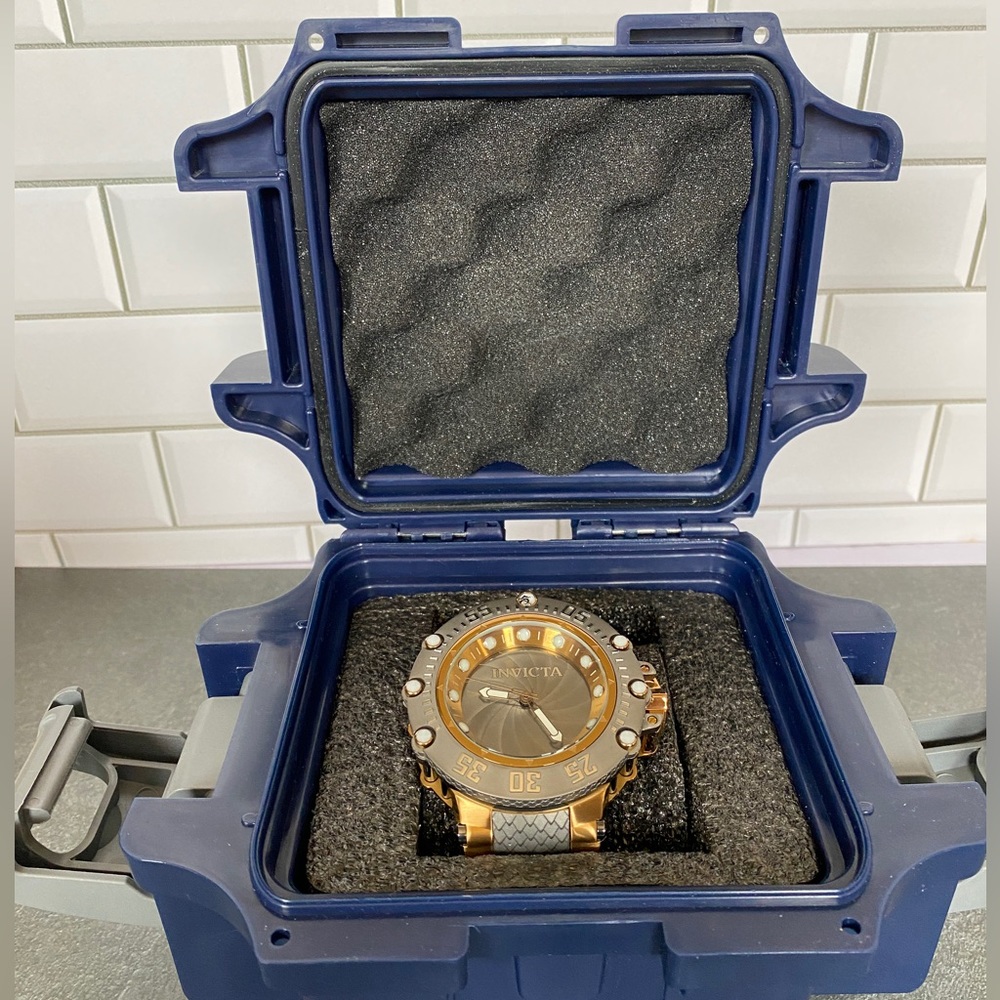 Invicta Limited Edition Watch - Picture 13 of 16